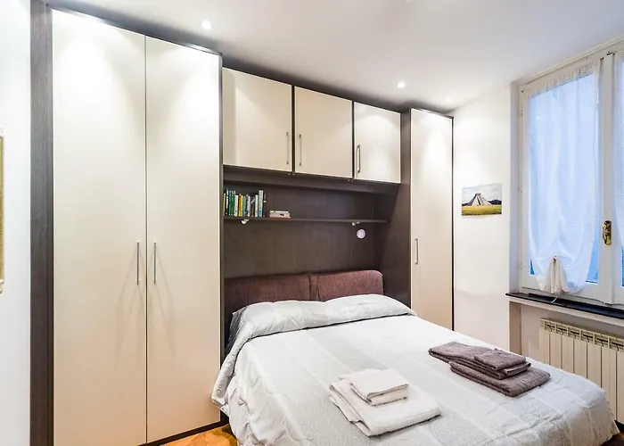 Apartment Old Port 4 Beds Genoa