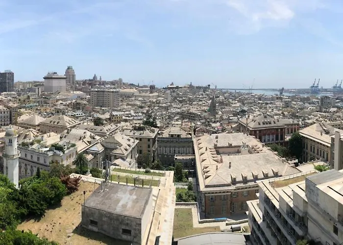 Old Port 4 Beds Apartment Genoa